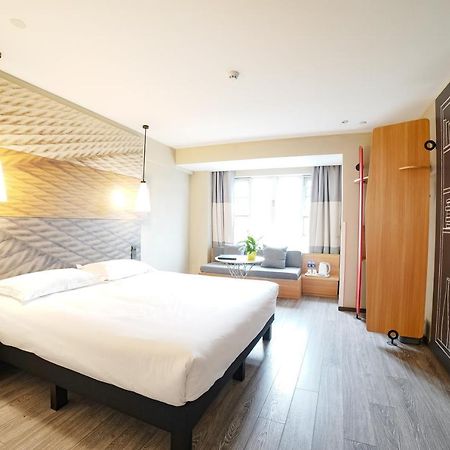 Ibis Chengdu West Jingcui Road Hotel Exterior foto
